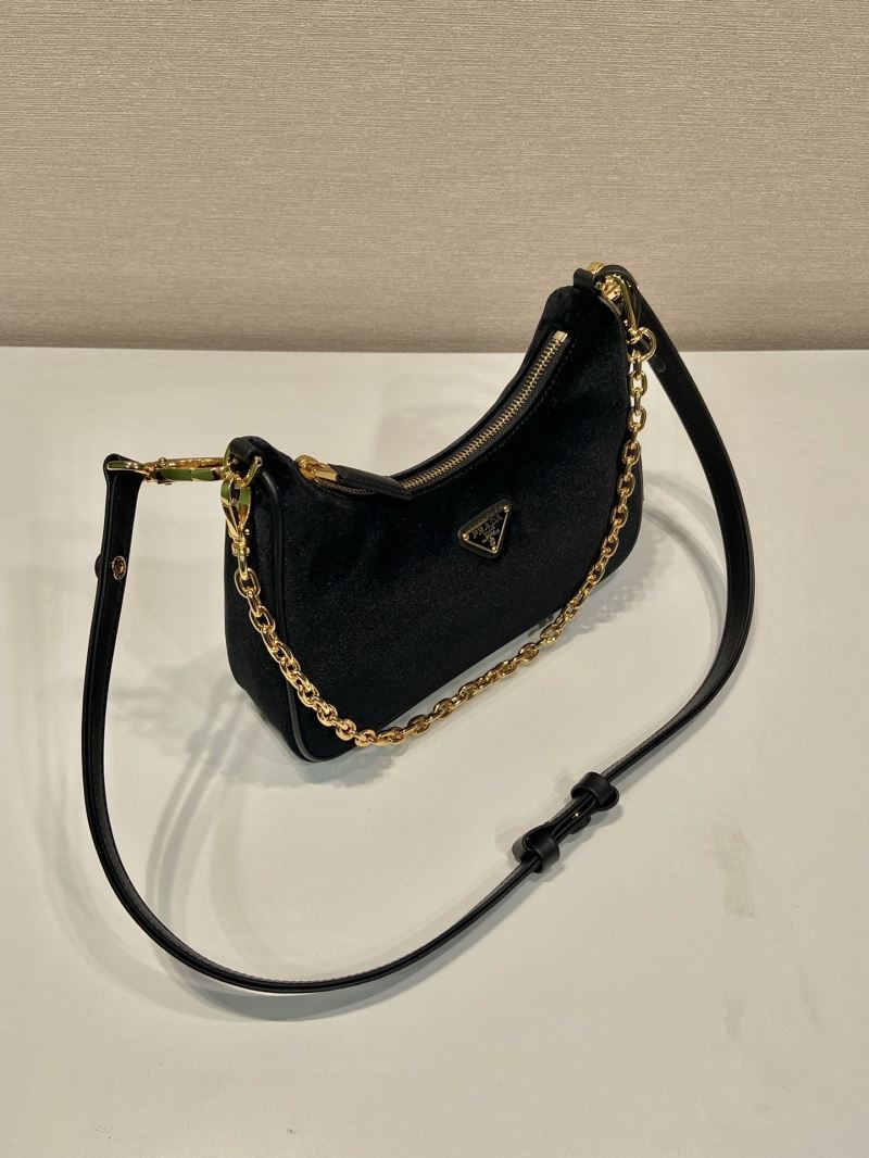Pra*a hobo bags